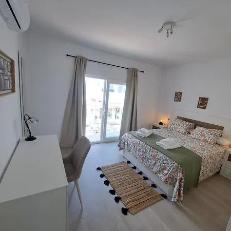 Davinia Centro Appartement Nerja