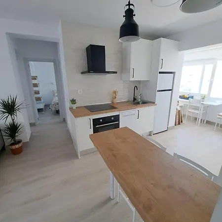 Davinia Centro Appartement Nerja